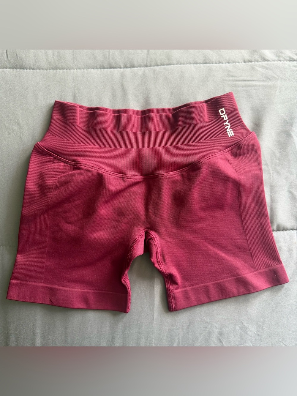 Dfyne Winter Berry 4.5” Impact Shorts Small - Picture 1 of 5